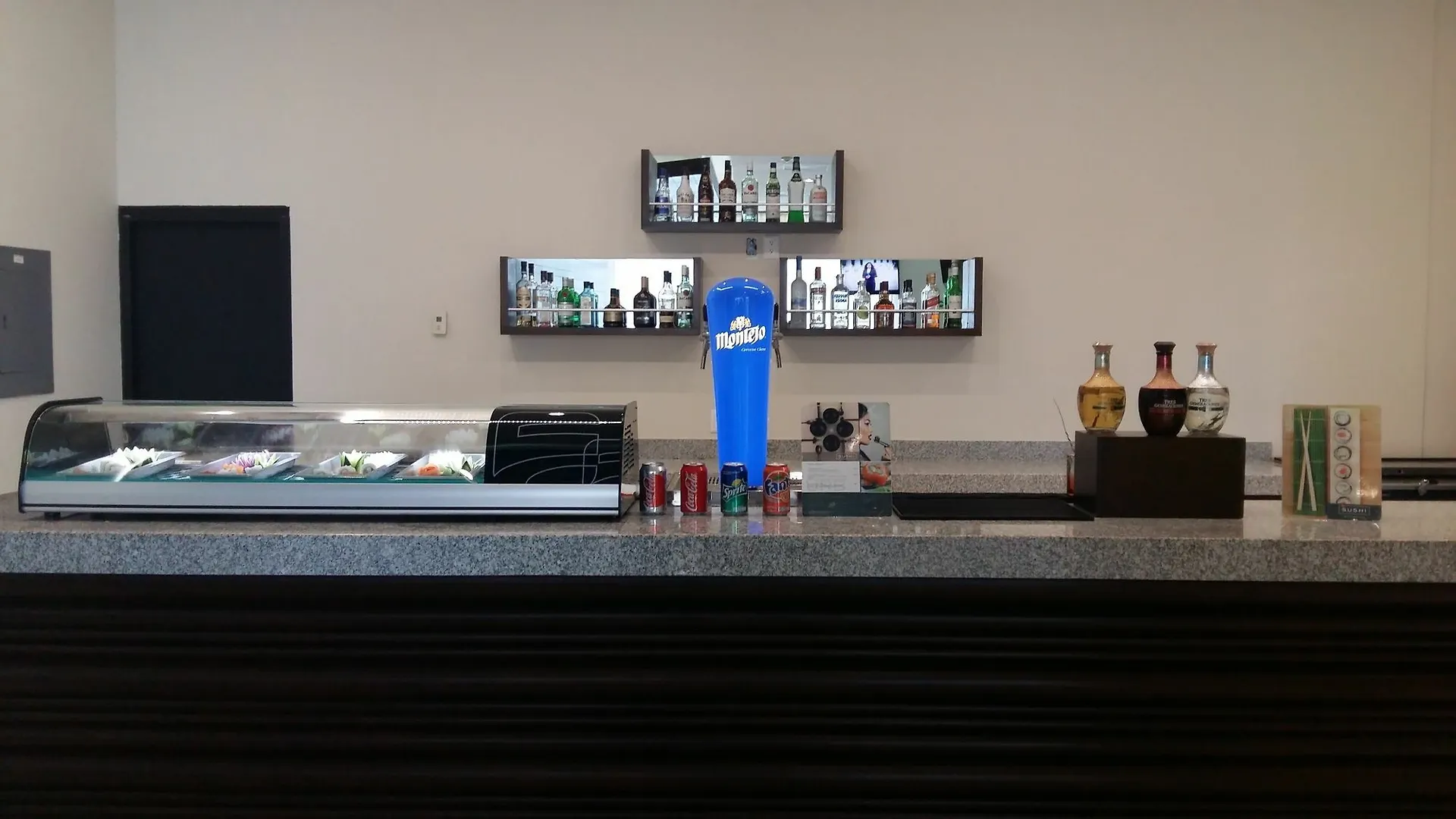 Krystal Urban Cancun & Beach Club 4*,